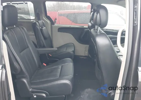 2016 Chrysler Town & Country Touring из США, поврежденный, VIN 2C4RC1BG8GR166734